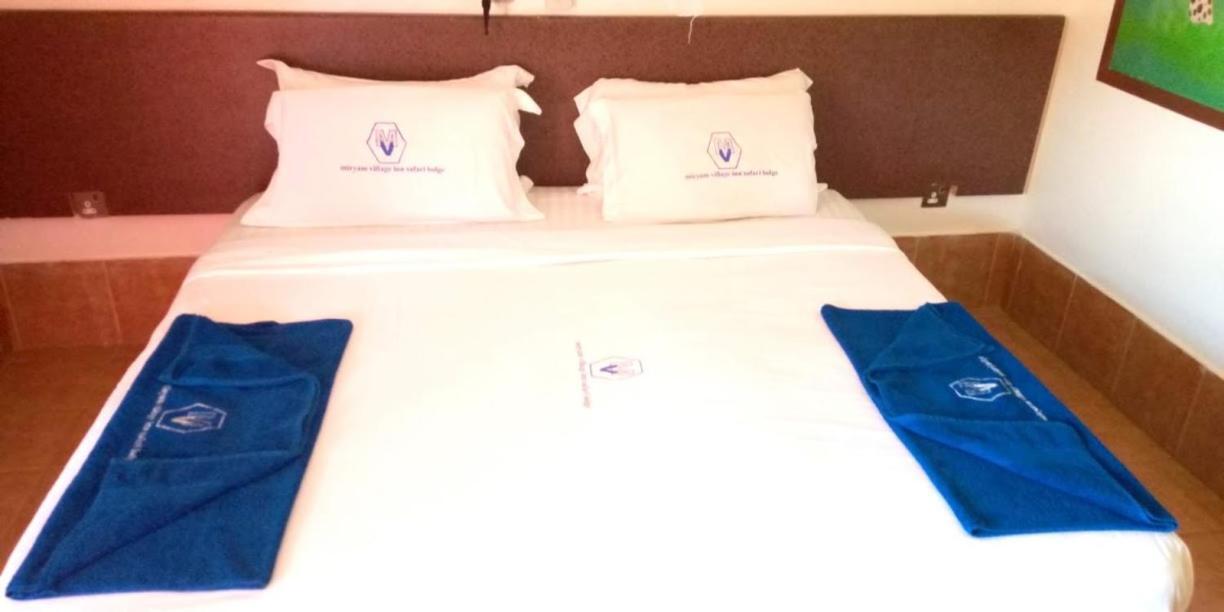 Miryams Village Inn Safari Lodge Sultan Hamud Eksteriør bilde